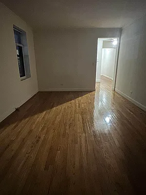 Rented by Contact Realty | media 7