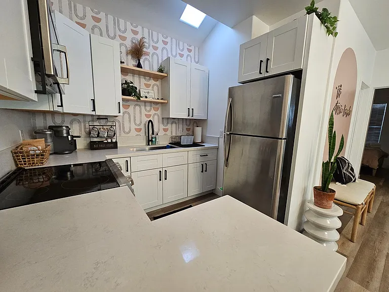 1130 Leff St — Photo 5