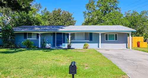 1500 Laurel Cir Photo 1