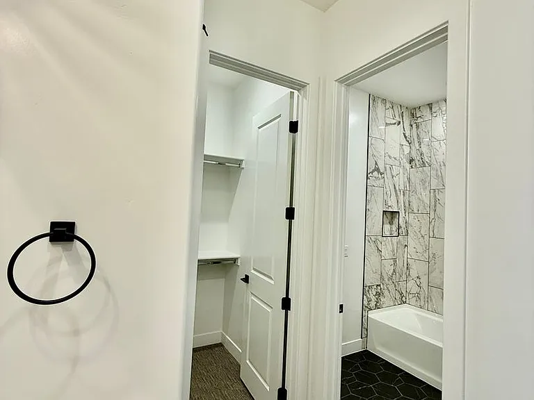 3714 S McKenzie Ln — Photo 14
