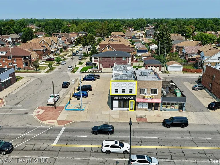 13134 W Warren Ave — Photo 2