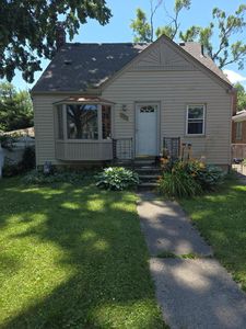 381 Clinton St, Wyandotte, MI, 48192