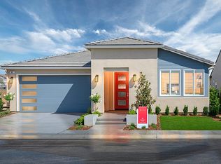 976 Spring St W, Madera, CA 93636