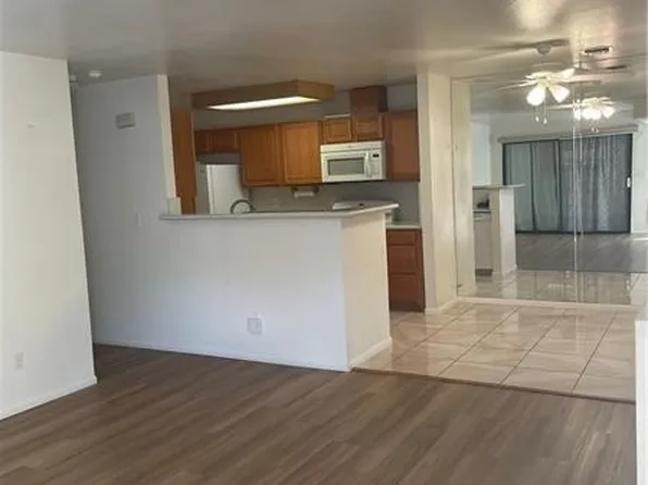 4877 S Torrey Pines Dr Unit 206, Las Vegas, NV 89103