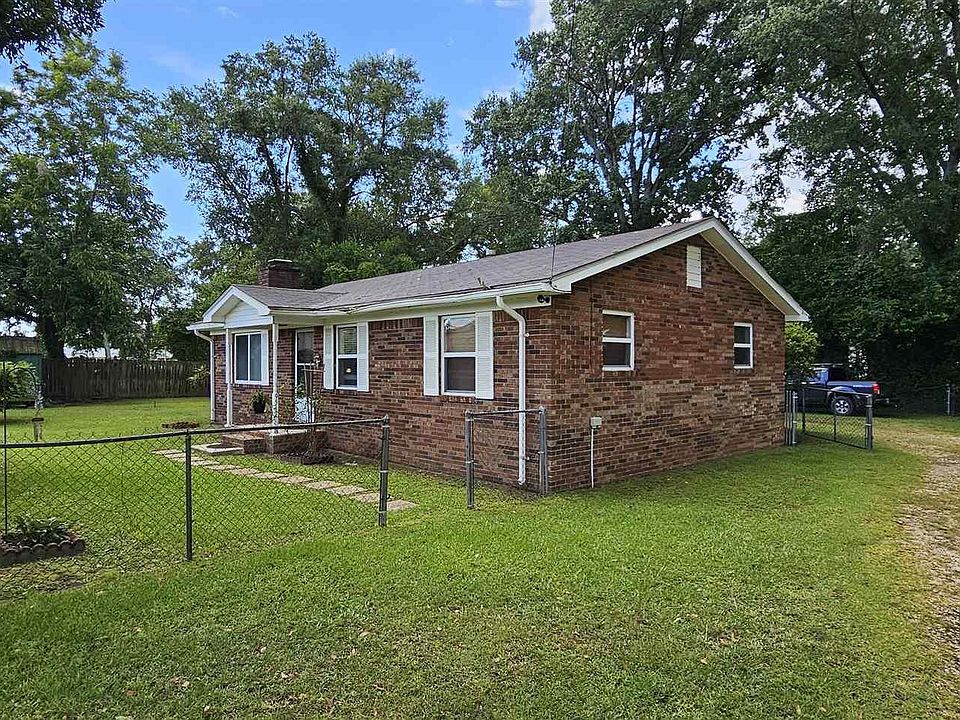 1st image of 9517 N Palafox St