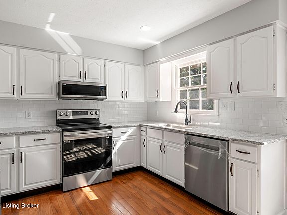 4th image of 909 Miller Ave