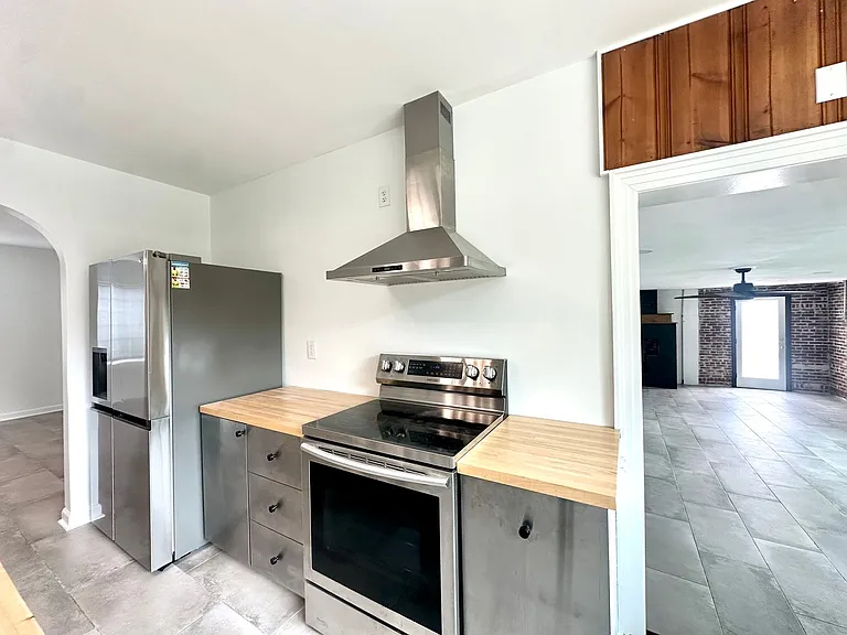 5951 Clifton Ave — Photo 12