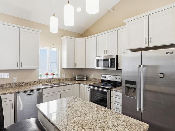 3rd image of 4224 Rymark Ct