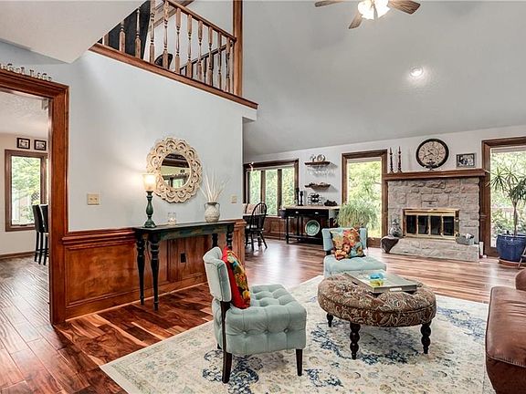 Expansive Great Room - So Light, Bright, & Airy!