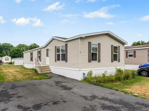 26 East Avenue, Washingtonville, NY 10992
