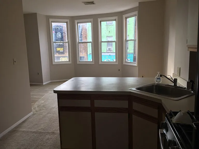 711 E Passyunk Ave #B — Photo 10