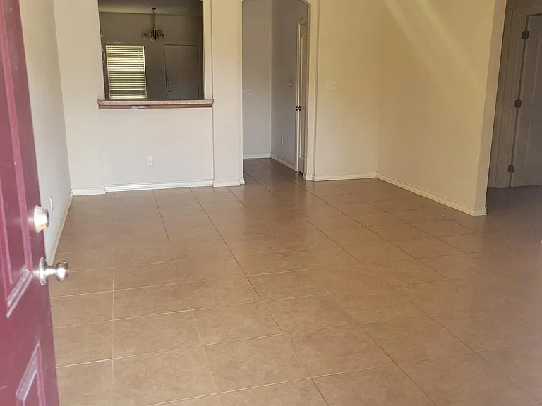 4403 Reveille Rd — Photo 5