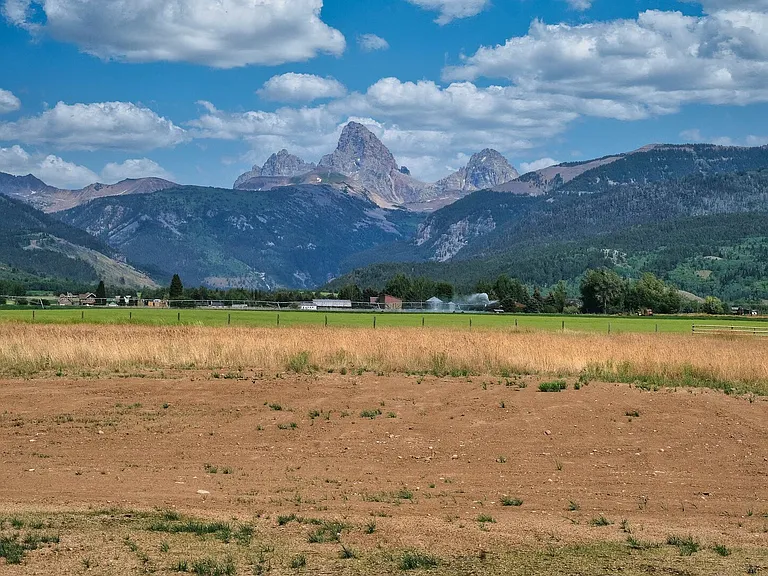Middle Teton Rd — Photo 32
