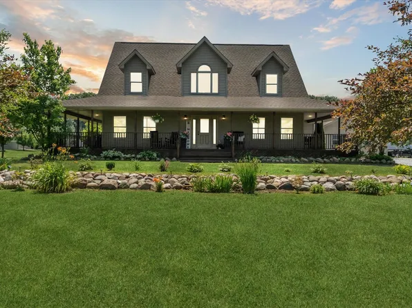 9209 Peet Rd, Chesaning, MI 48616