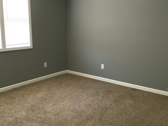 4th image of 1022 N Lyons St