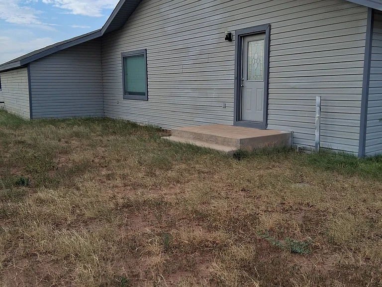 2517 Newell Rd — Photo 33