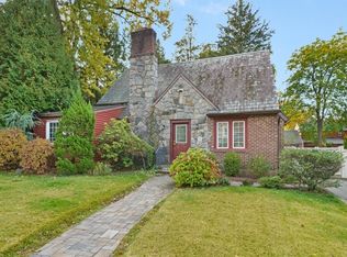 654 Suffern Rd, Teaneck, NJ 07666