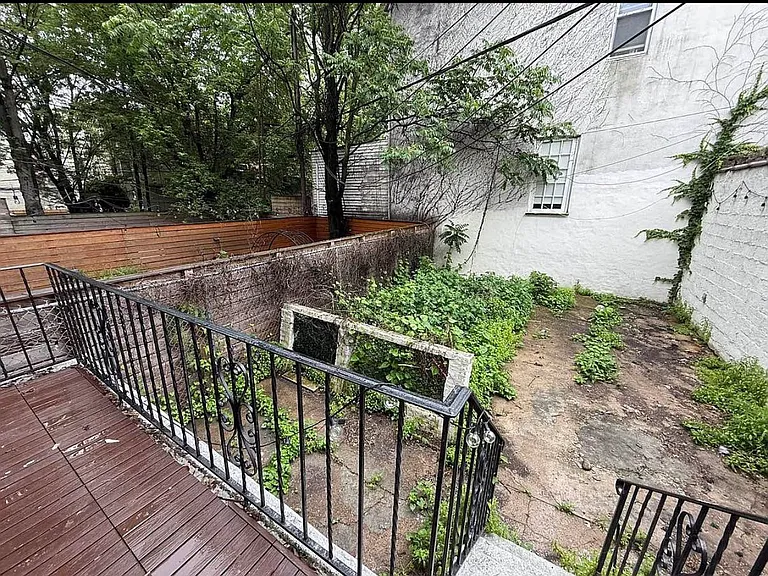 1352 Herkimer St #1GR — Photo 2