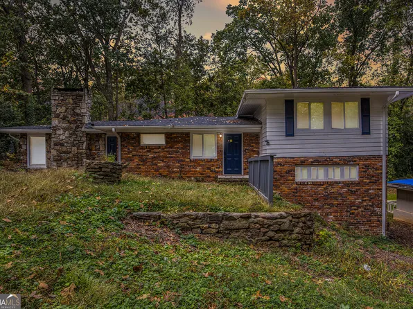 1391 Margarette Dr, Decatur, GA 30035