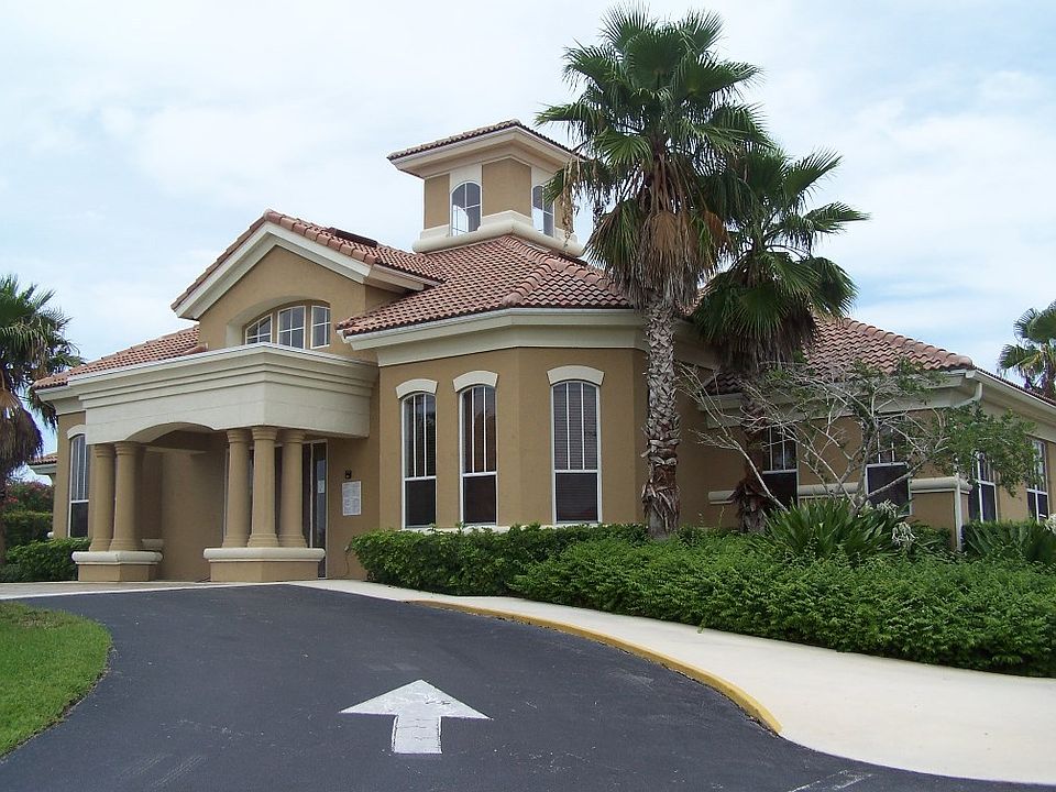 1st image of 5060 Fairways Cir APT F106