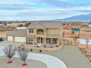 420 10th St NE, Rio Rancho, NM 87124