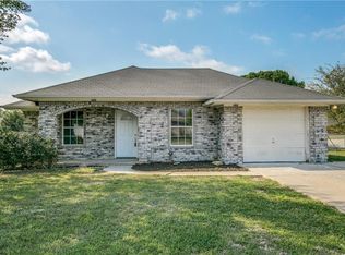 100 Janis St, Alvarado, TX 76009