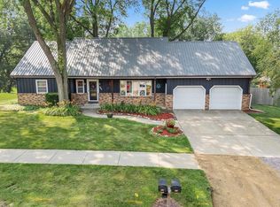 713 Madison Ave, Baraboo, WI 53913