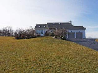 1 Van Ness Rd, Layton, NJ 07851