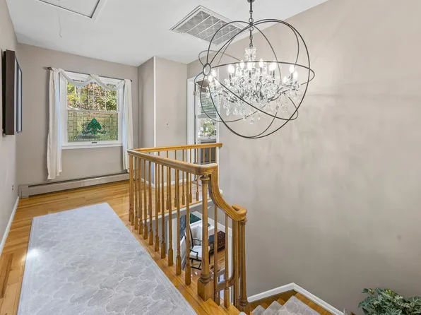 174 Tallman Street image 24 of 36