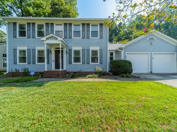 8212 Martindale Ln, Charlotte, NC 28216