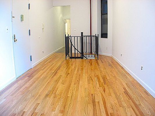 3rd image of 409 E 90th St APT 2
