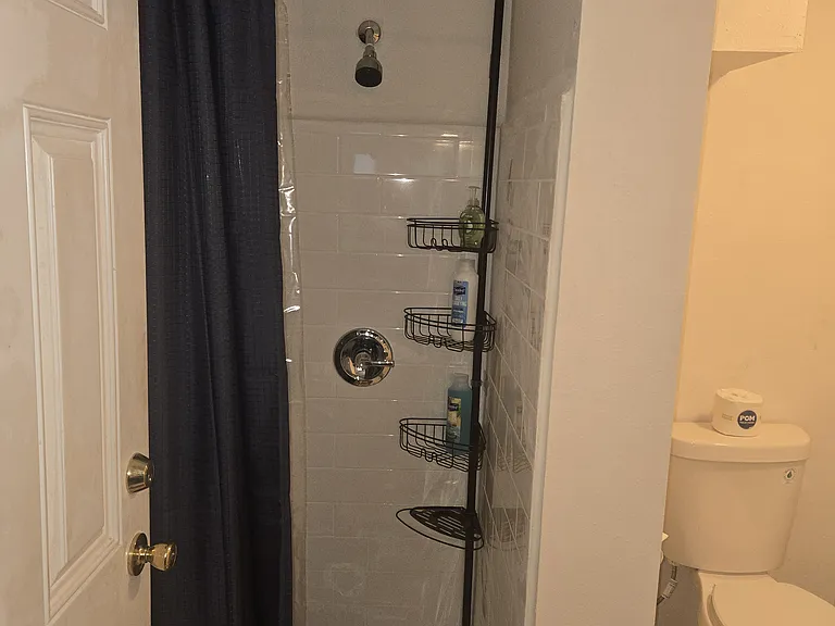 1415 N T St #2 — Photo 4