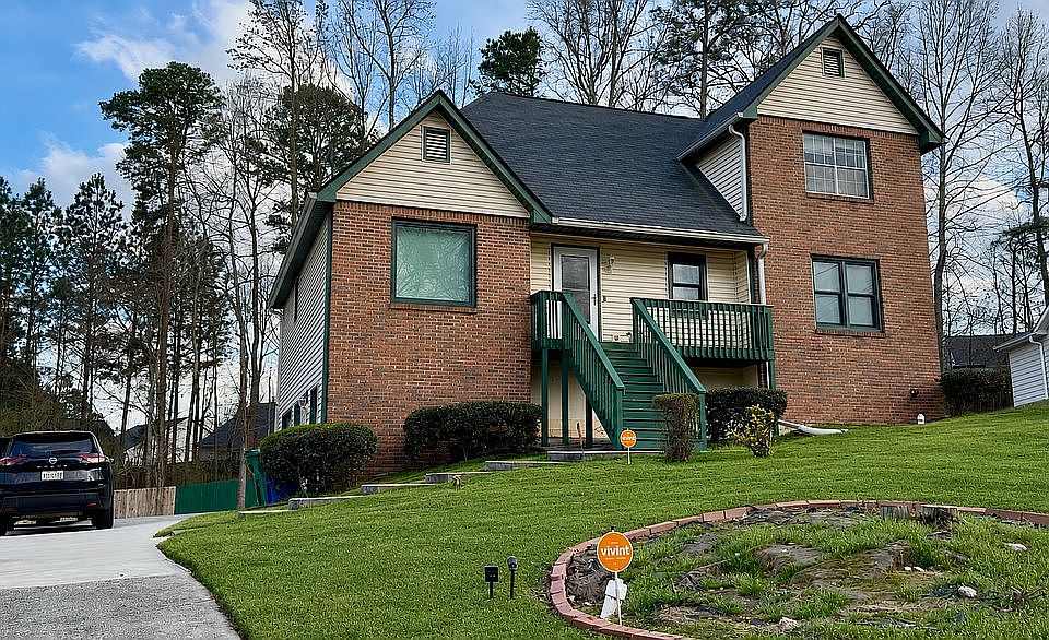 1st image of 3009 Oakvale Hts