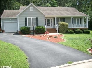 16030 Searchlight Ct, Chester, VA 23831
