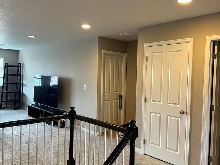 10522 Sierra Ridge Dr — Photo 23