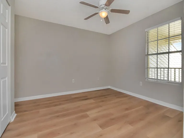221 Lake Brook Cir #201 — Photo 12