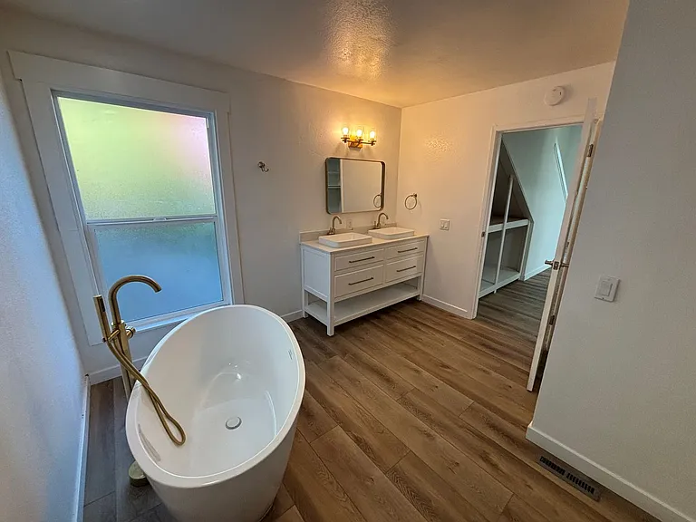 827 Cheltenham Rd — Photo 4
