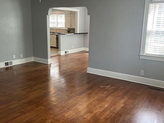 Living Room - Unfurnished. Open flow to dining room.