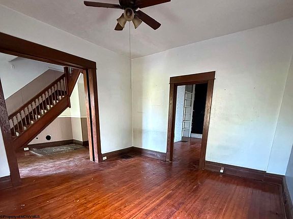 5th image of 178 East St