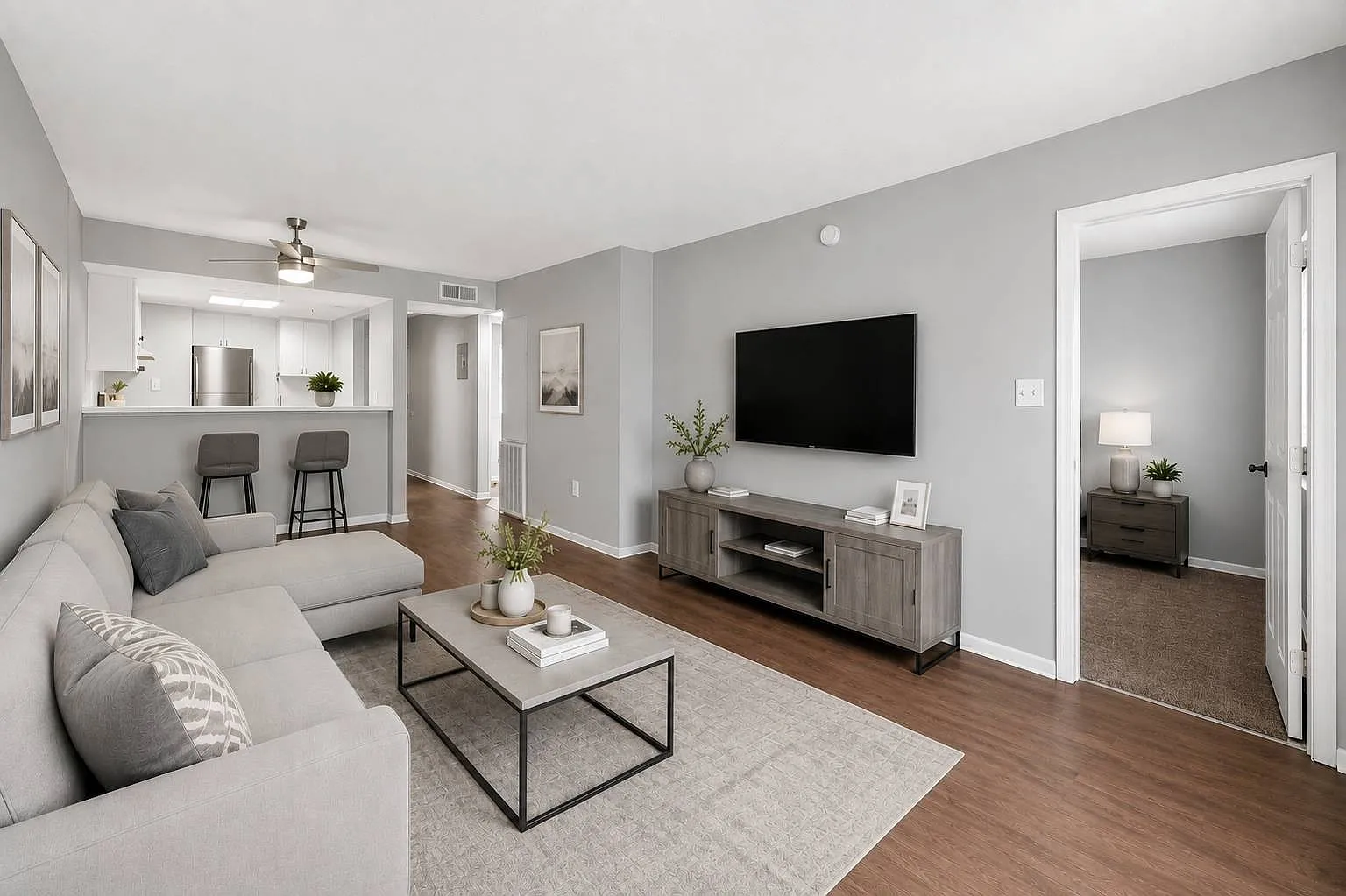 The Grove at Temple Terrace Apartments — Photo 2