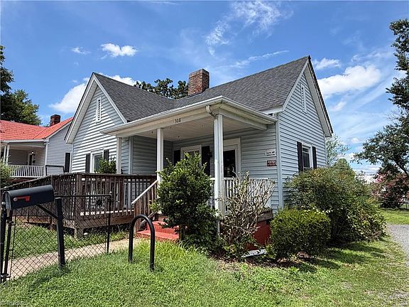3rd image of 308 Upton St