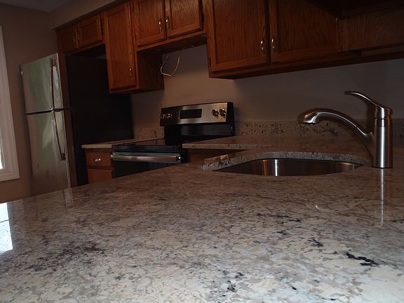 3rd image of 301 Timberidge Dr