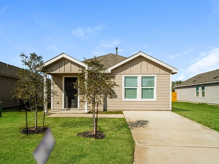 435 Filibusters Trl — Photo 1