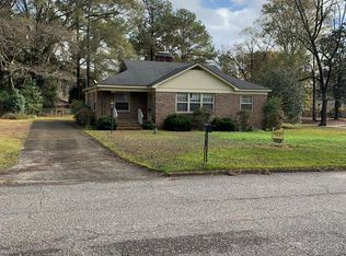 302 Williams Ave, Evergreen, AL 36401