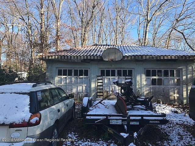 2nd image of 43 Lakeside Dr