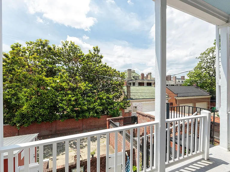 2713 W Grace St — Photo 31