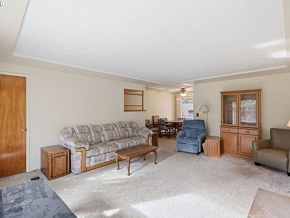 5th image of 4320 Fox Hollow Rd
