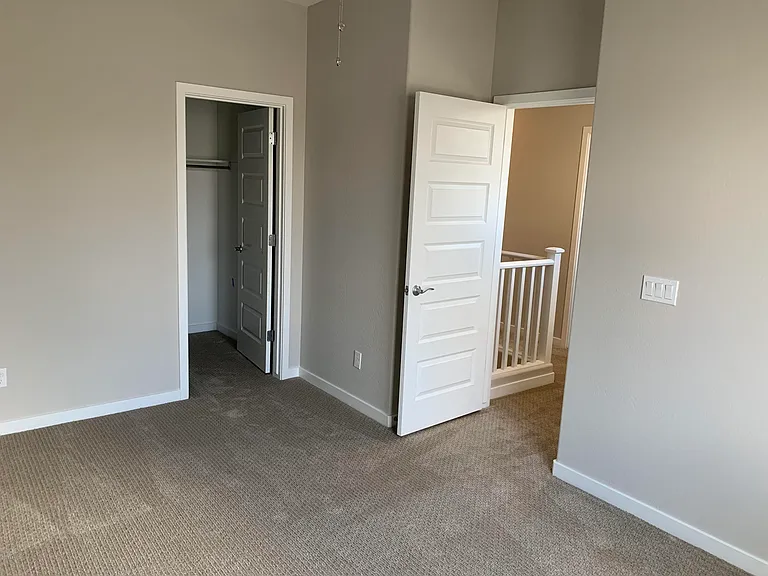 715 N Sparrow Dr — Photo 29