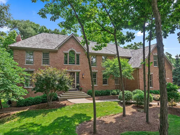 26570 Southgate Trl, Pt Barrington, IL 60010