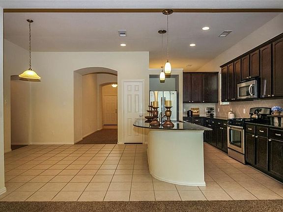 4th image of 8908 Brook Hill Ln